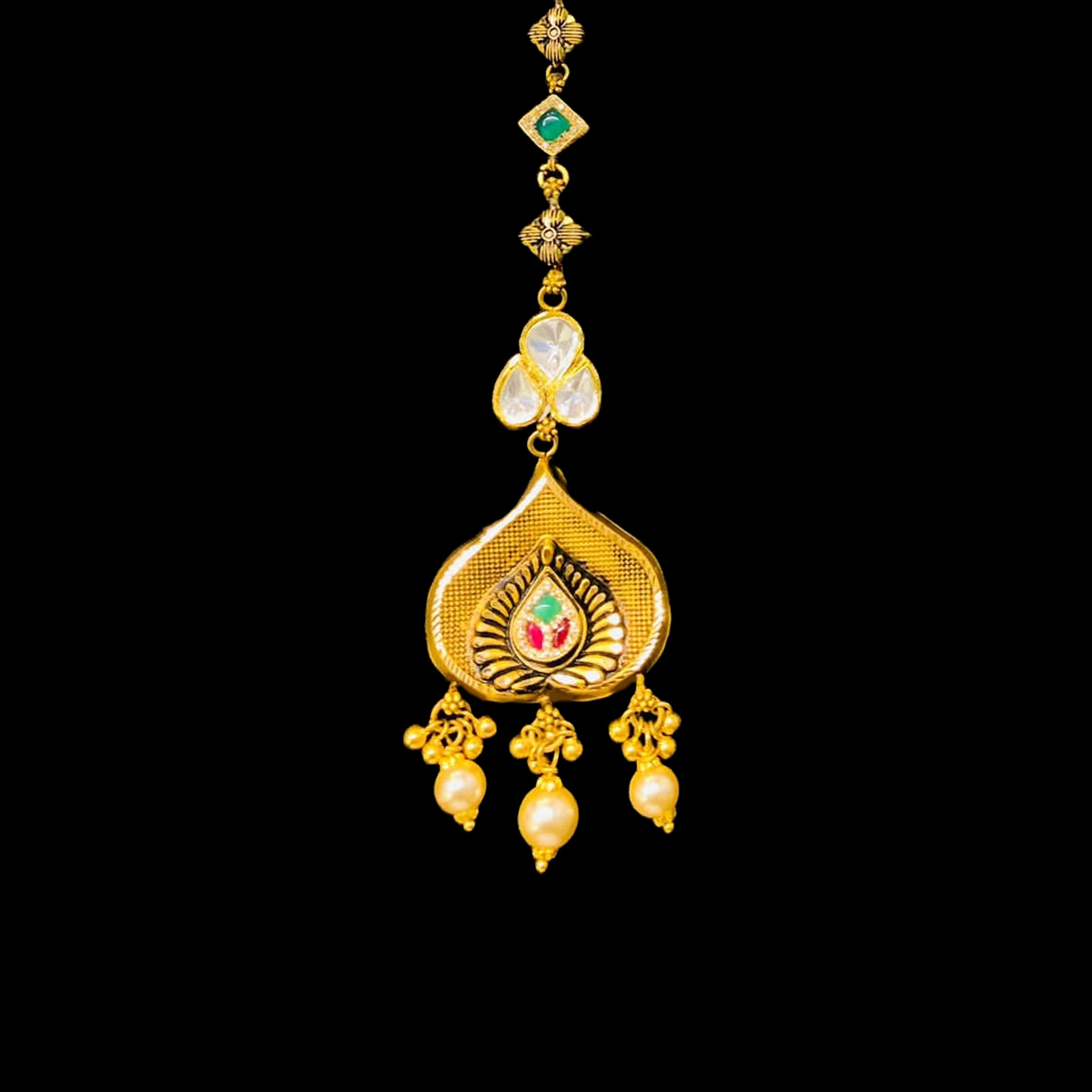 Maang tikka kalyan jewellers top