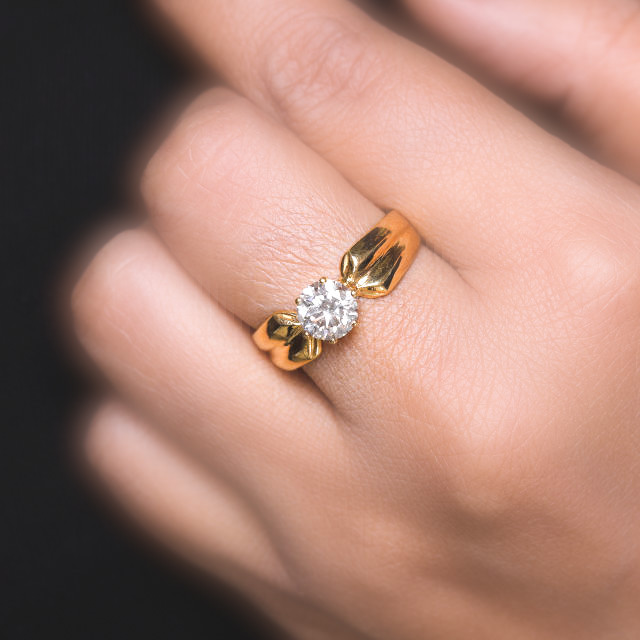 Single diamond ring design hotsell