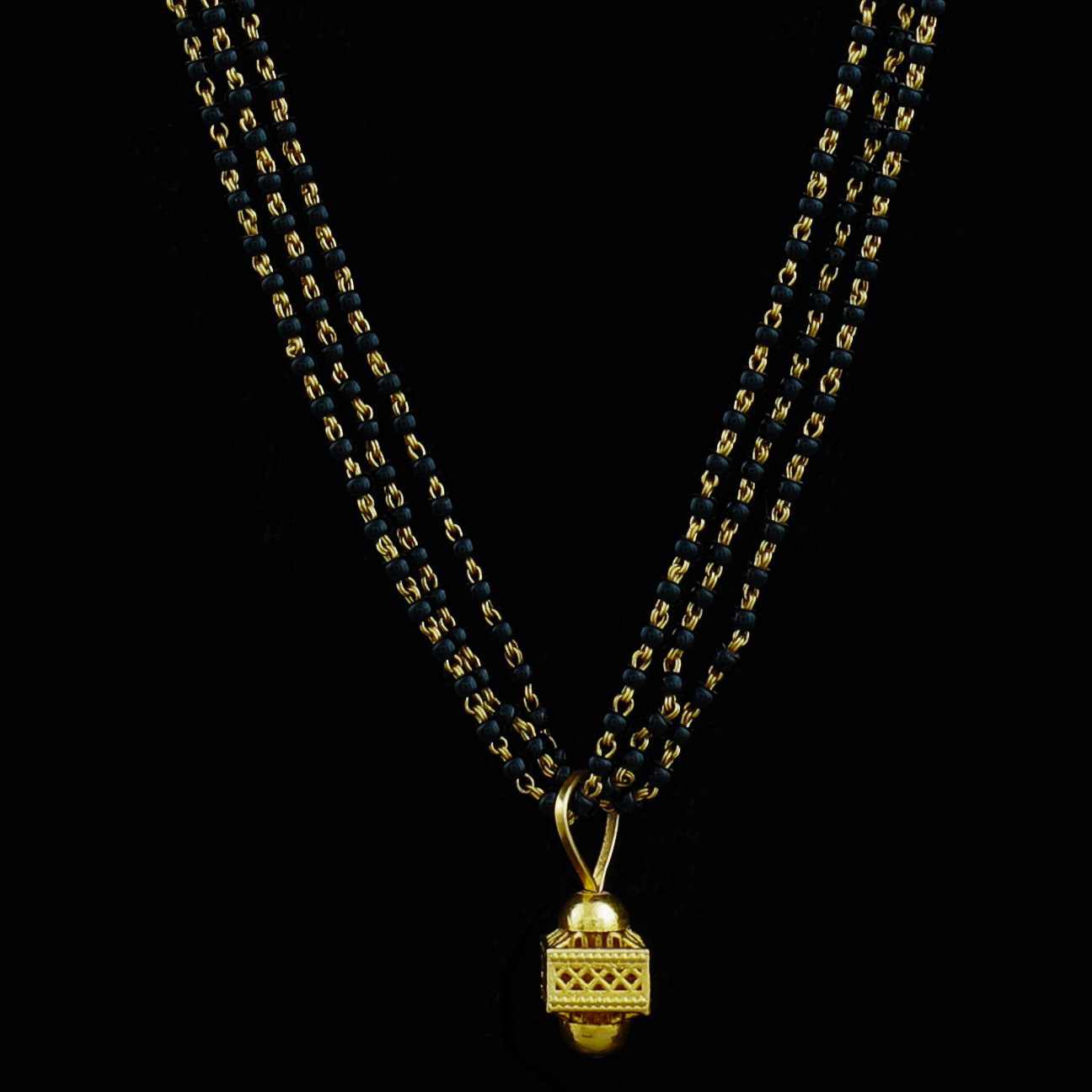 GUINEA GOLD MANGALSUTRA - Guinea - The 