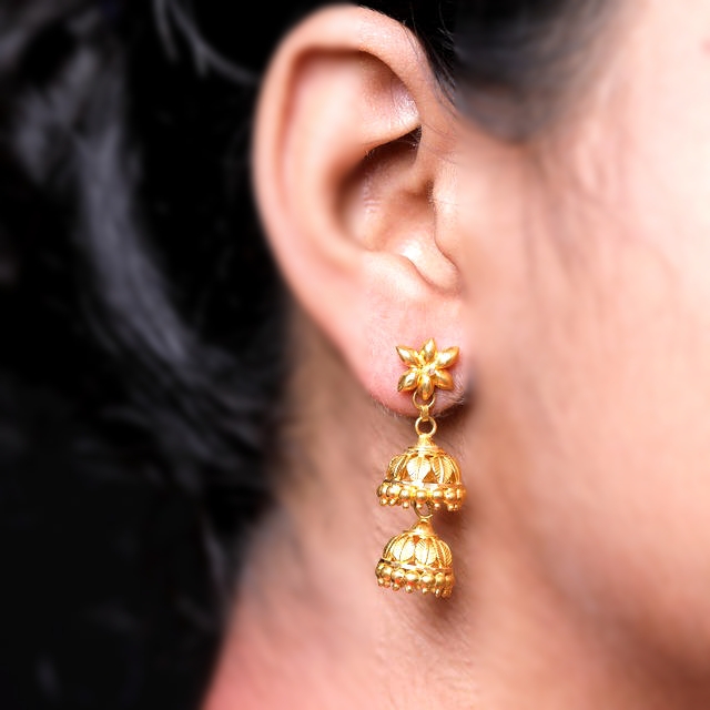 GUINEA GOLD JHUMKA