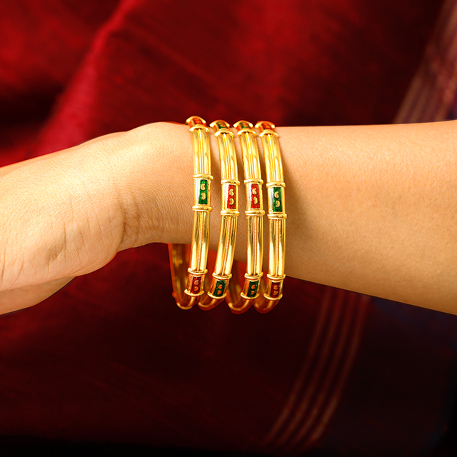 GUINEA 22K GOLD BANGLE