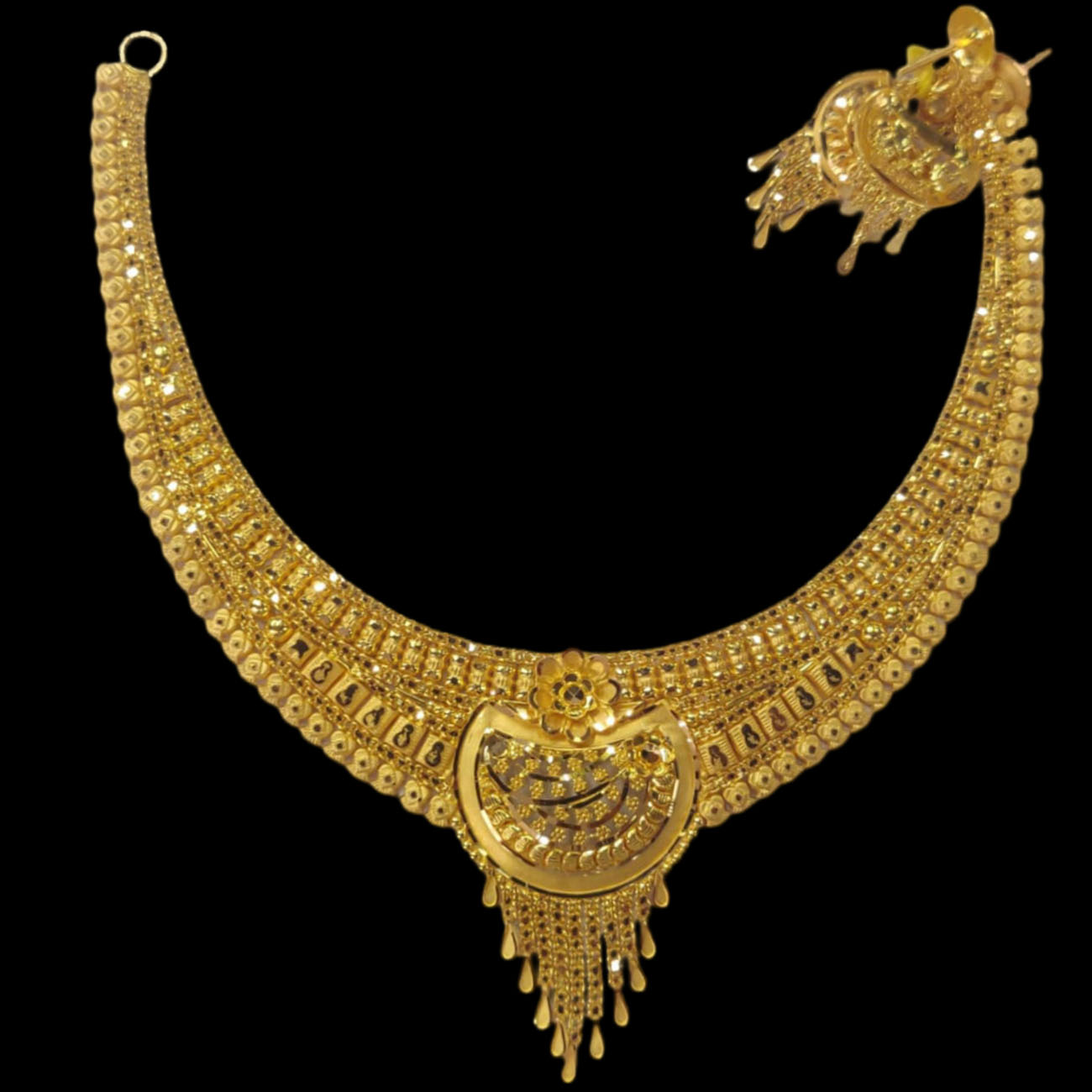 GUINEA 22k GOLD DESIGNER NECKLACEGUINEA 22k GOLD DESIGNER NECKLACE